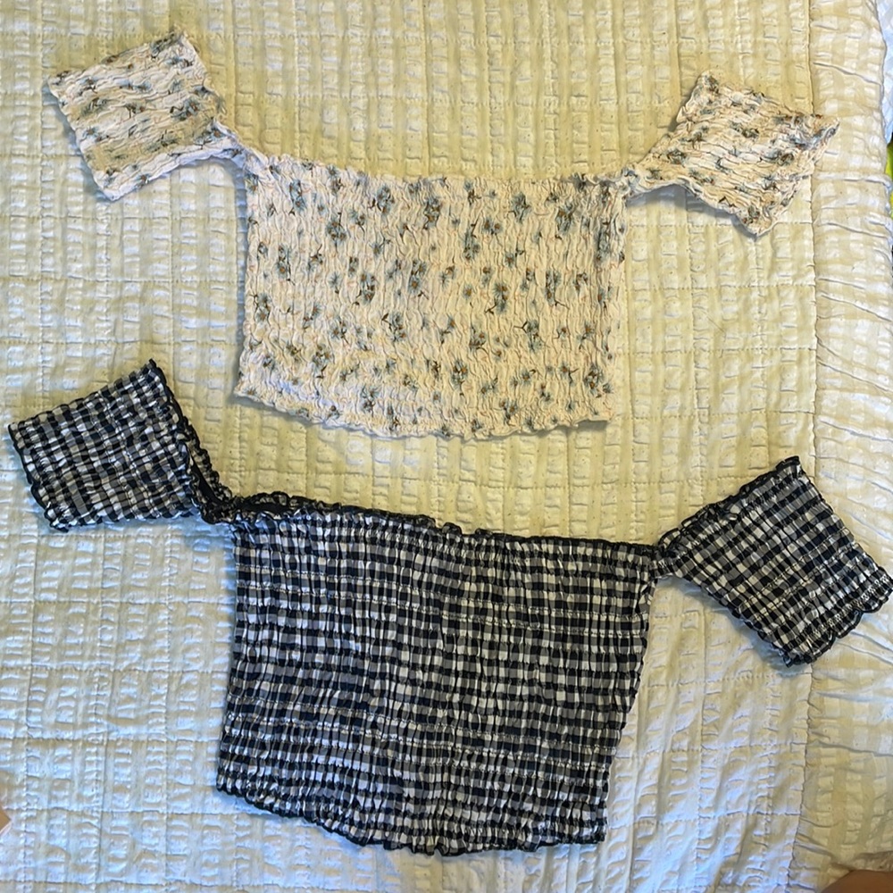 Victoria’s Secret set of two crop top/ Bralette